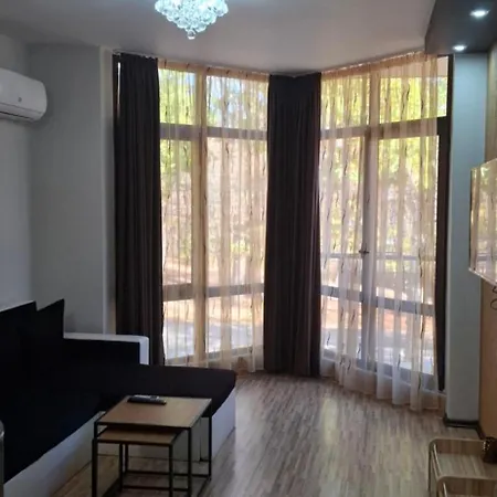 Fantasy And Avenue комплекс фантазия Apartment