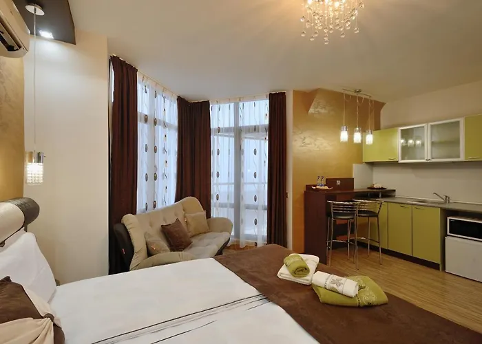 Fantasy Apartaments&studios Avenue комплекс фантазия Хисаря